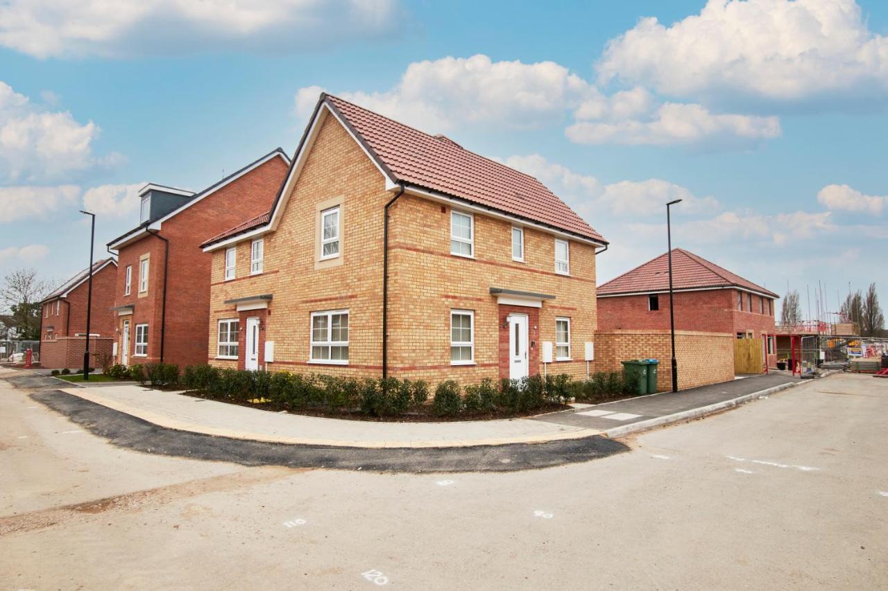 Вилла Superb 3Br House In Coventry Sleeps 9 W/Parking Экстерьер фото